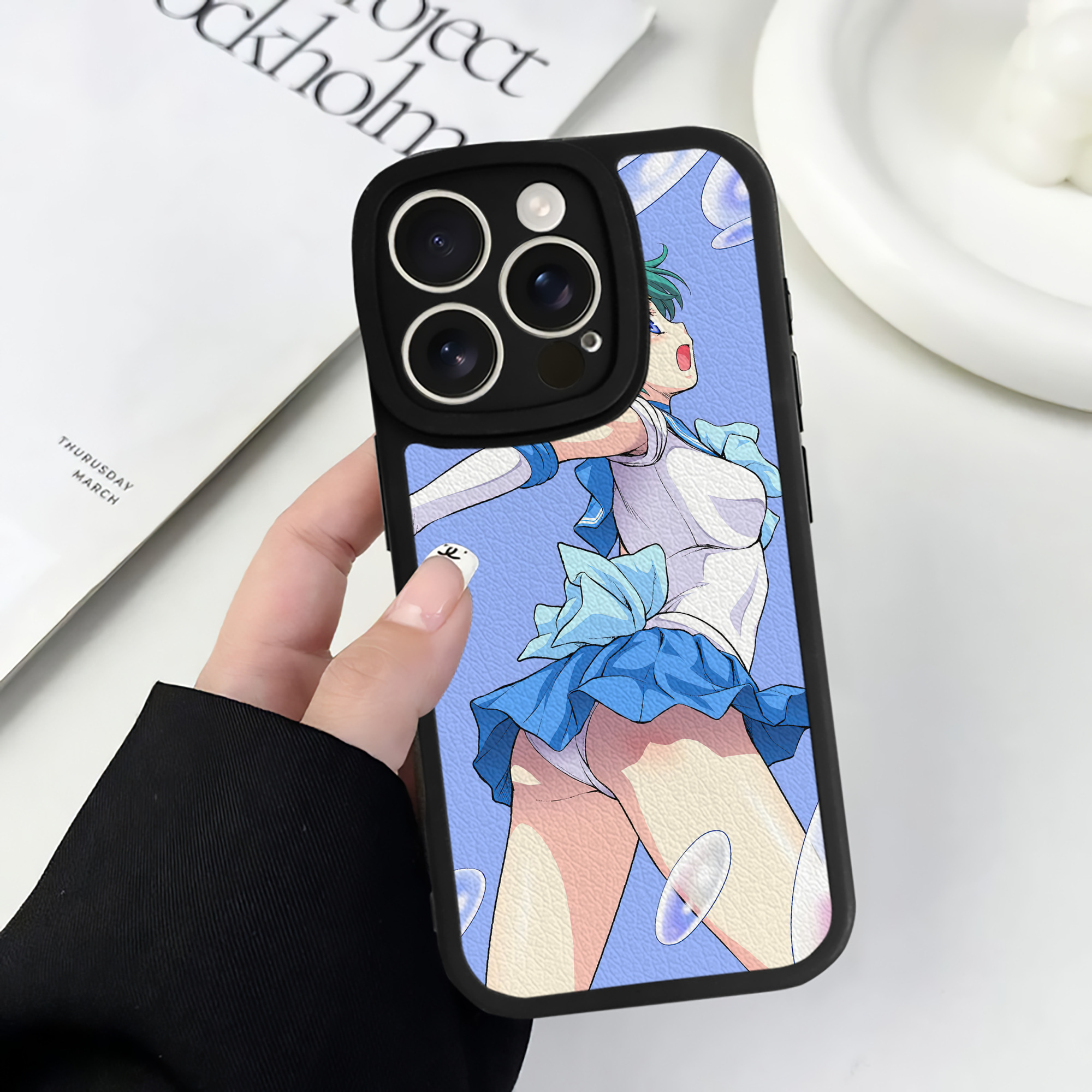 （画像用） 美少女戦士セーラームーン Sailor Moon 【iPhone 16シリーズ対応】シリコンスマホケース（レザー調） 材質：シリコン